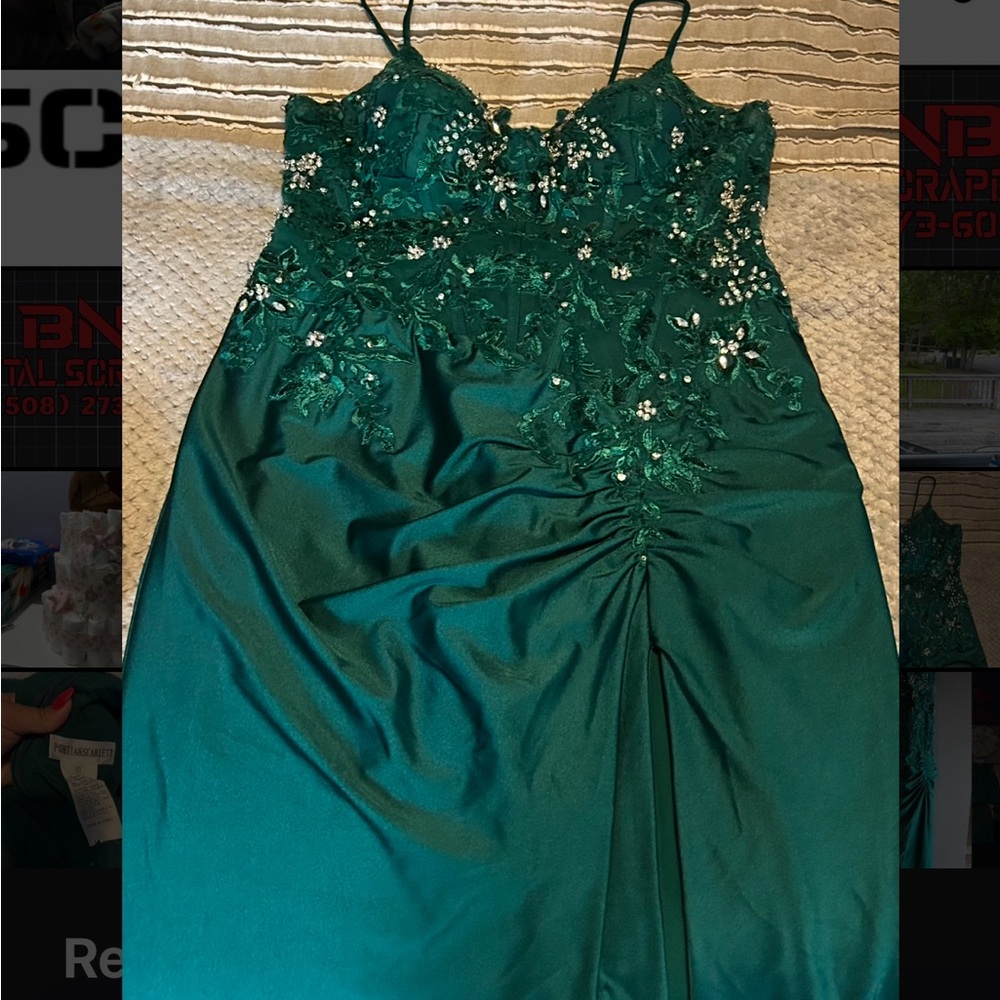 Portia and Scarlett Green Prom Dress